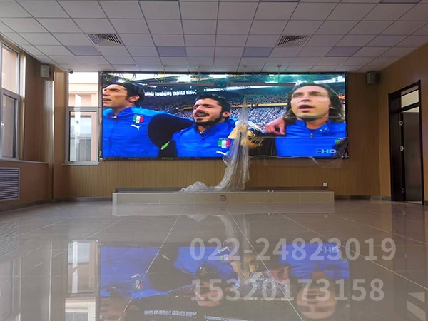 小间距LED显示屏 (6)