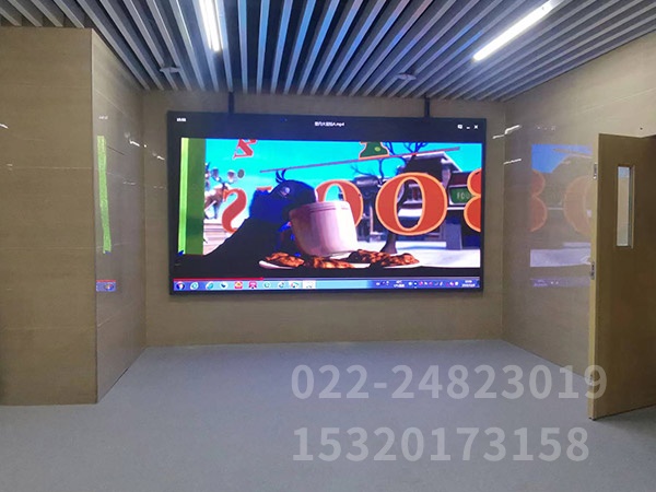 小间距LED显示屏 (11)